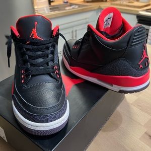 Air Jordan retro 3 size 9.5
